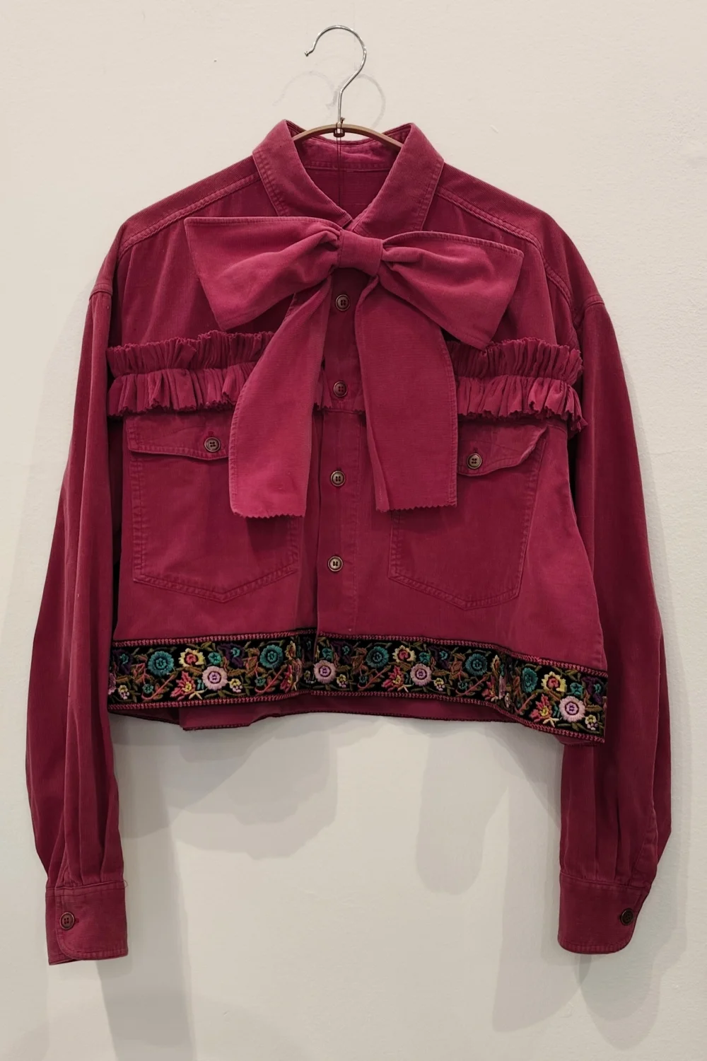 Koszula PIMPUŚ z falbankami bordowa